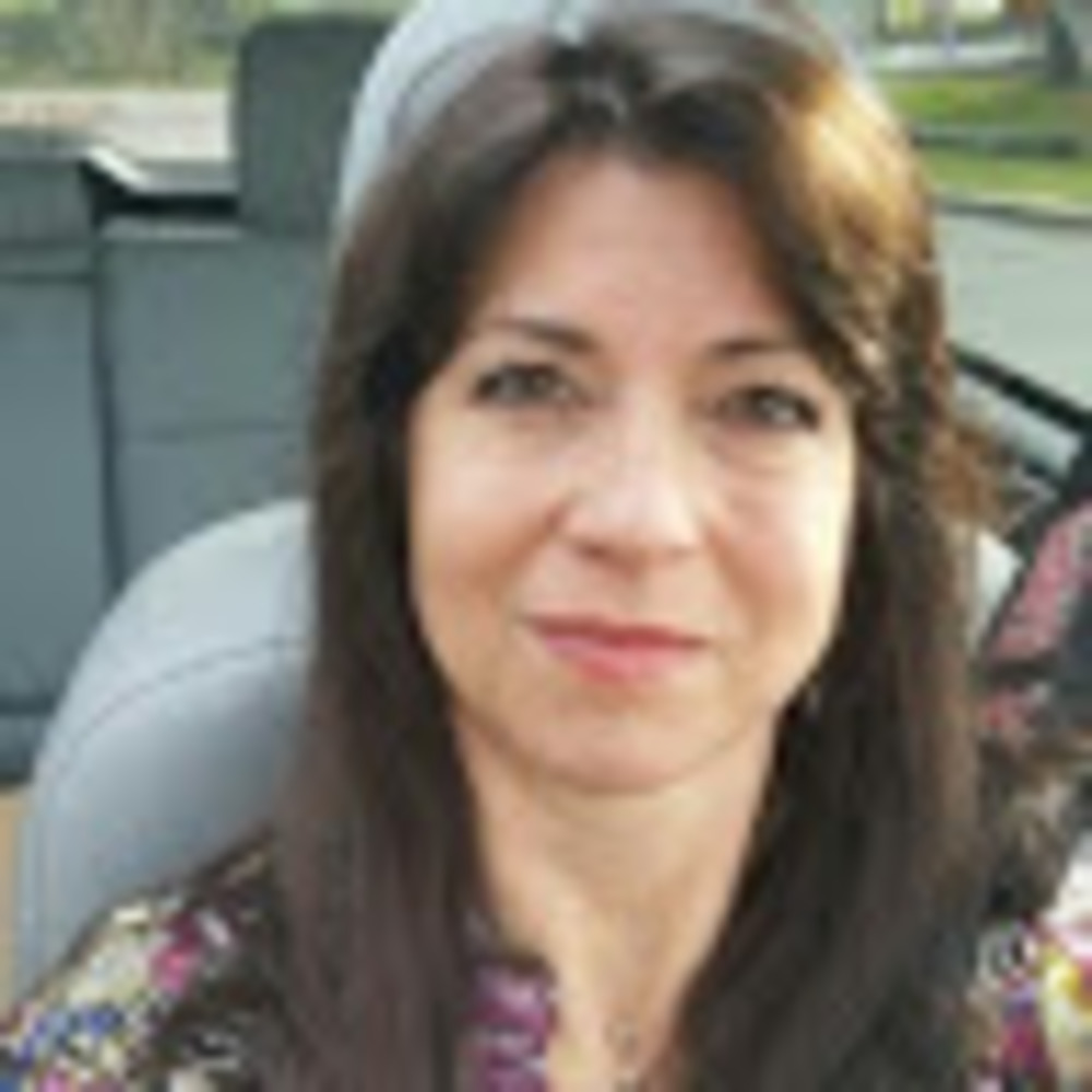 Meet your Posher, Leigh